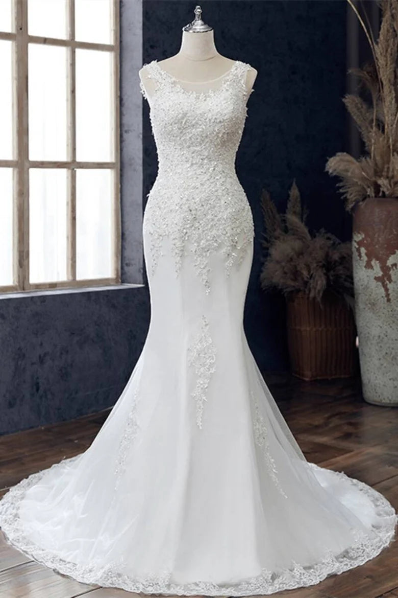 Robe de mariée trompette sans manches à col rond et dentelle